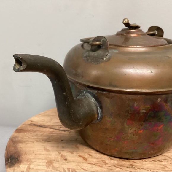 🟡 Vintage - ? Antique ? - Copper Tea Pot / Kettle - Unique / Rare & Beautiful - Picture 11 of 16